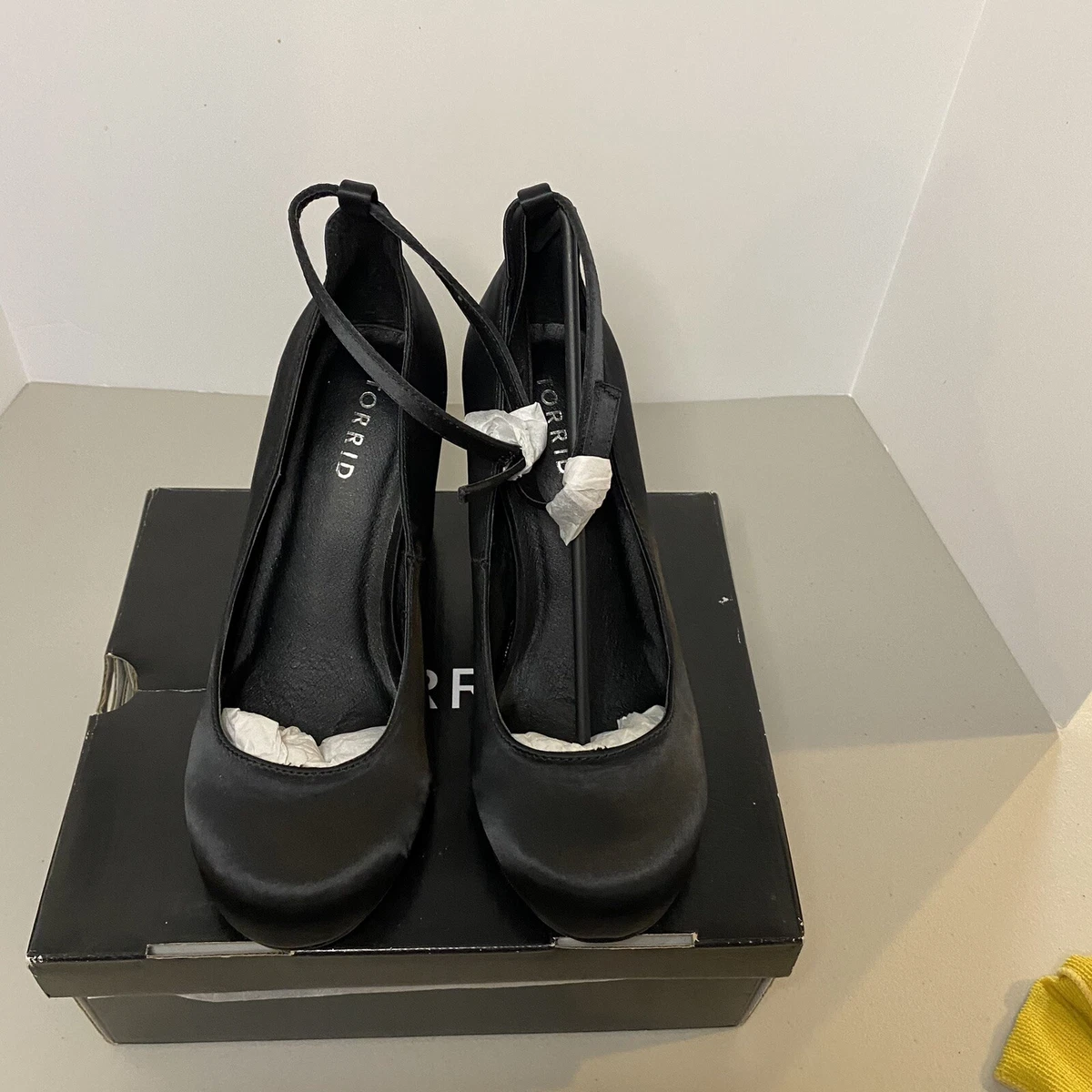 Torrid Women s 9 Black Satin Ankle Strap Pumps Heels Round Toe Chunky NWT
