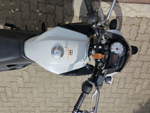 Motorrad Yamaha YS125 weiß - Bild 19 von 19