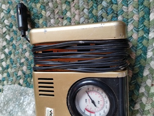 Victor QUIKAIRE Pressure Gauge Mini Tire Inflator - Picture 10 of 14