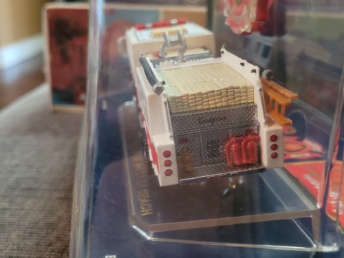 Code 3 Seagrave Fire Truck City Of Wasaga Beach 1/64 Die-Cast Ltd Edition NIB - Picture 7 of 8