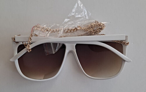 Women Sunglasses Flat Lens Plastic Frames Retro With Chain Shades Glasses - Picture 3 of 9
