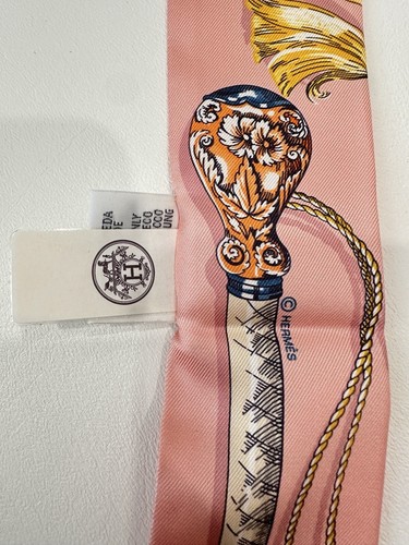 HERMES CAVALCADES ROSA PULVER/GOLDGELB SEIDE TWILLY WRAP - Bild 8 von 12