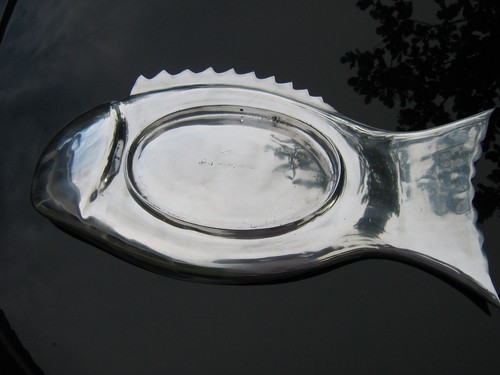 ARTHUR COURT 1975 ALUMINUM 25" LARGE FISH PLATTER WITH SCALES & STONE EYE - Imagen 8 de 12