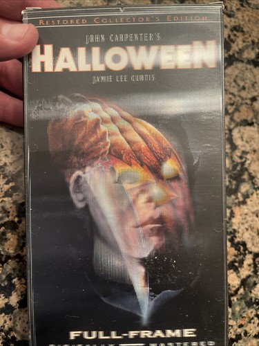 Halloween Movie VHS Restored Collector's Edition Lenticular Cover Full W/ Issue - Bild 2 von 6