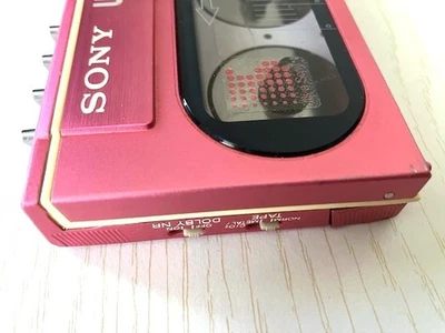 Sony wm-20 ピンク　動作品 Pink Sony Walkman WM-20 - YouTube