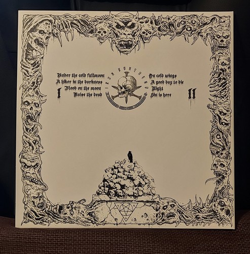 MOONBLOOD - Under The Cold Fulmoon 2022 Reh.5 from 1995 Gatefold NEW - Bild 2 von 4