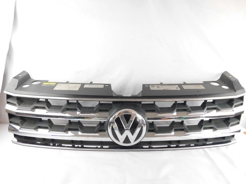 2018-2020 Volkswagen VW Atlas Front Upper Grille Grill Genuine OEM