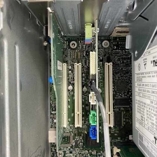 Dell Dimension L566cx MT Intel Celeron z SSE 556MHz 128MB RAM bez dysku twardego bez systemu operacyjnego - Zdjęcie 12 z 14