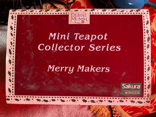 Debbie Mumm Merry Makers Mini Teekanne Collector Series - Originalverpackt - Bild 2 von 3
