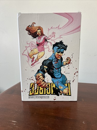 Complete Invincible Library Volume Five:(Damaged Box)-(Book Is Very Good ) - Picture 3 of 3