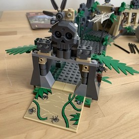 LEGO Indiana Jones 7623 Raiders of the Lost Ark Temple Escape READ DESCRIPTION