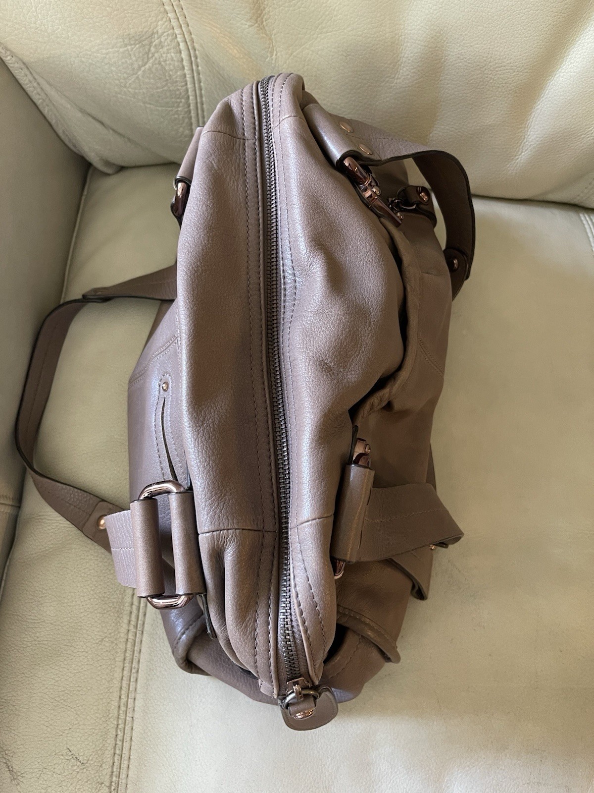 Foto 9 di 22