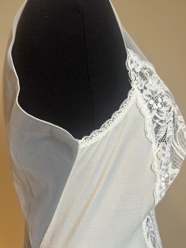 Vtg Olga 91140 Silky Nylon Lace Bodice Wide Sweep Full Length Large Ivory White - Picture 7 of 18