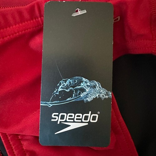 NWT Speedo Boys Solid Powerflex Youth Brief Red Size 26 10/12 - Picture 4 of 7