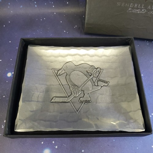 Wendell August Forge Pittsburgh Penguins Trinket Tray Dish Discontinued RARE NIB - Picture 2 of 11