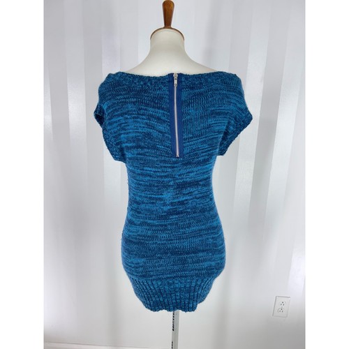 IT’S OUR TIME Women’s Blue Capped Sleeve Sweater Sz M MISSING BELT - Picture 4 of 10