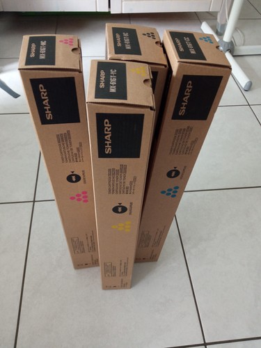 NEUF - LOT 4 toners Sharp MX-61GT-XX pour Copieurs Sharp - Zdjęcie 3 z 3