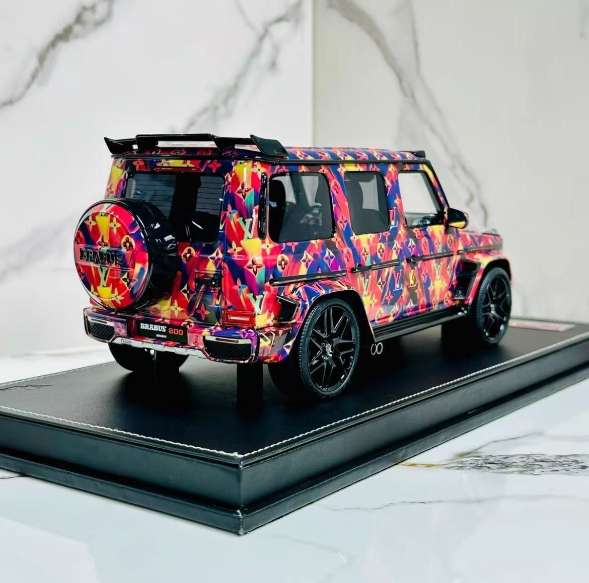 *SUPER RARE* Motorhelix 1/18 Mercedes Benz G63 AMG LV Livery LIMITED 66 thumbnail 2