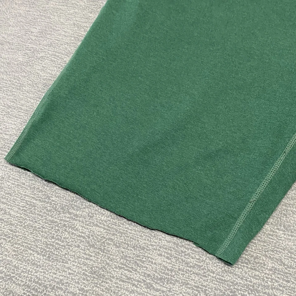 Vuori 短裤女式大号(切断)性能健身房绿色梦幻针织 8 英寸内缝 L — 第 4/4 张图片