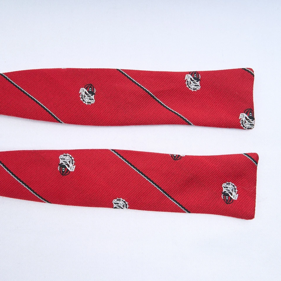 Georgia Bulldogs Silk Bow Tie Red Embroidered UGA Logo Adjustable - Image 4 of 4