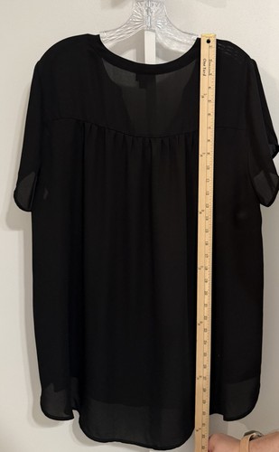 Torrid 1X Black Sheer Chiffon Georgette Blouse Short Sleeve Layered V-Neck Top - Picture 4 of 9