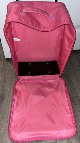 Hello Kitty Child Wheeled Lightweight Suitcase Case - Picture 7 of 10