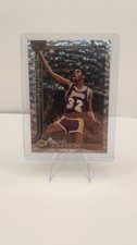 2025/26 Topps Basketball Magic Johnson Rainbow Holo Foil Parallel #255 Lakers