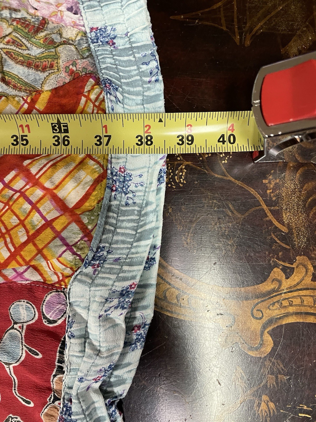 VTG Sacred Threads Patchwork Pull on Wide Leg Pan… - image 9