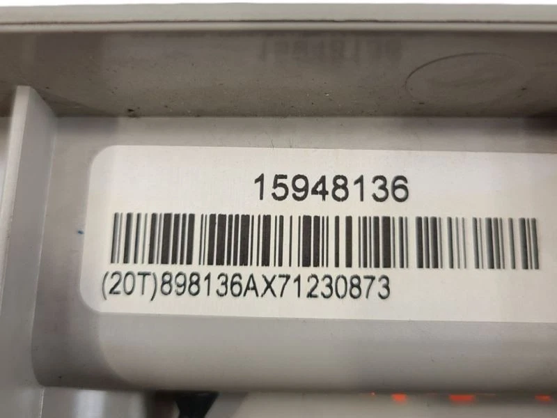 Sistema de entretenimiento con pantalla Info-GPS-TV Opt U42 compatible con 07-14 ESCALADE 587469 Foto 2 de 4