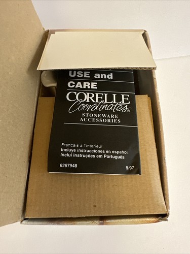 Corelle & Pyrex Compatibles Creamer & Sugar “Fresh Cut” Design, New In Box - Picture 9 of 9