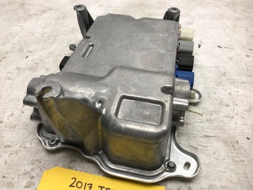 16 17 18 19 TESLA MODEL X 100D HIGH VOLTAGE JUNCTION BOX 1049678-00-G 32K - Picture 7 of 11