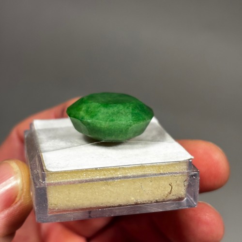 Piedra preciosa facetada esmeralda redonda grande 25x25x12 mm 50,5 quilates Eo-1159 - Imagen 4 de 4