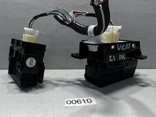 OEM 2021 - 2022 TOYOTA VENZA CONSOLE EV DRIVE MODE SWITCH PARKING HOLD CONTROL - Picture 2 of 4