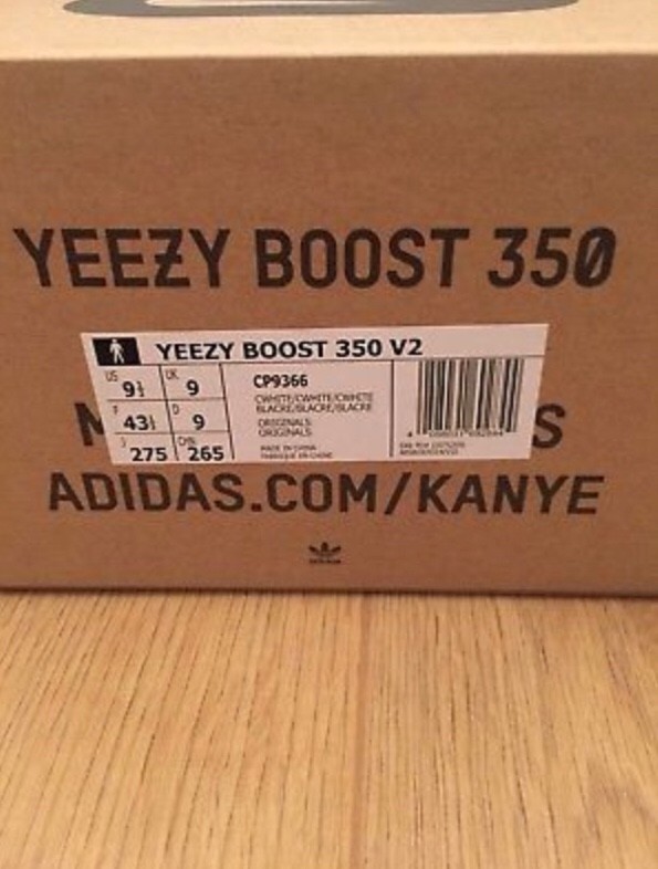 Adidas yeezy impulso white 350 v2 triplo white impulso nuova di zecca in scatola c86e9a Adidas yeezy impulso white 350 v2 triplo white impulso nuova di zecca in scatola c86e9a