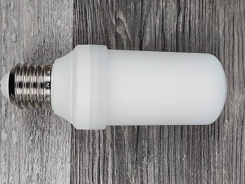 LED Flame Effect Light Bulb- Simulated Nature Fire Flicker Lamp, E27 USA Base 5w - Picture 2 of 4