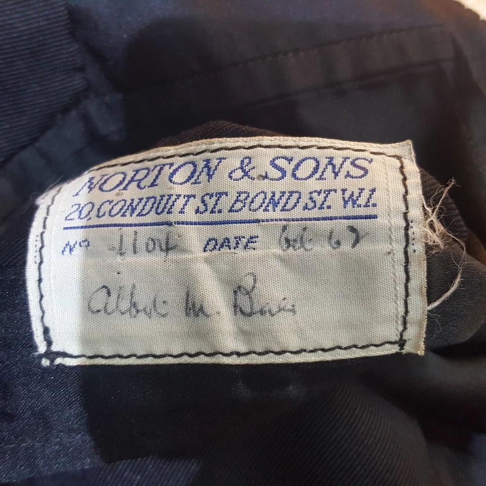 NORTON & SONS Savile Row True Vintage-1962- Bespoke Dinner Jacket  Fit-40-42 Reg - Image 2 of 4