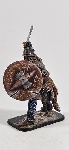 SB Studios St. Petersburg Barbarian Gaul in Battle with Sword HQ - Picture 2 of 4