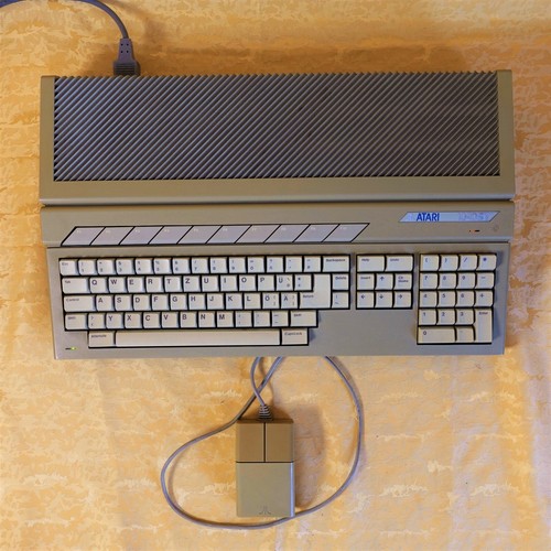 ATARI 1040ST Computer mit Maus - Afbeelding 9 van 23