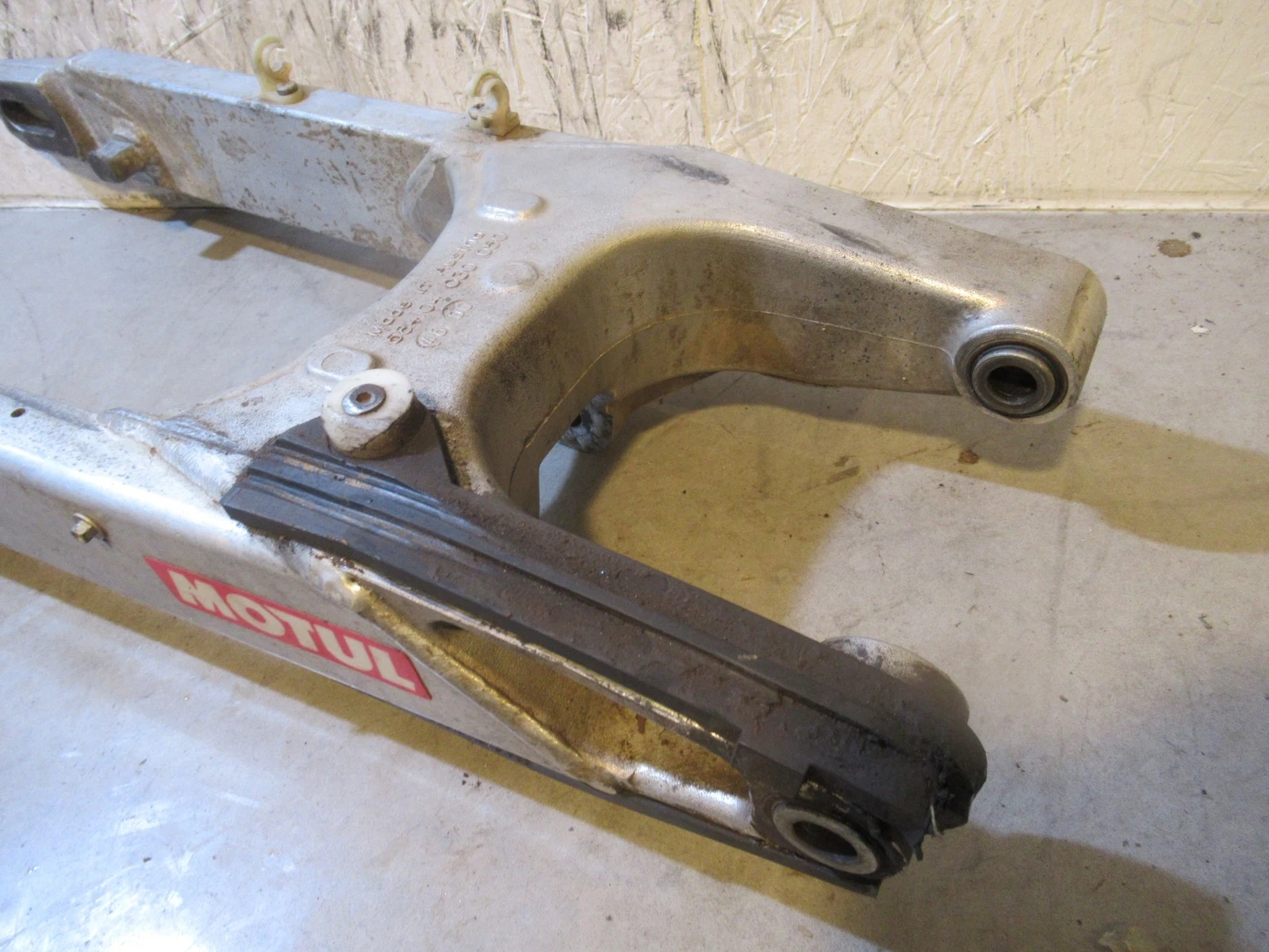 KTM 640 LC4 Adventure Swingarm 2001