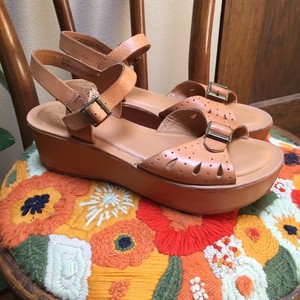 KORK-EASE-BROWN-LEATHER-PLATFORM-SANDALS-SLIDES-SHOES-39-US-8