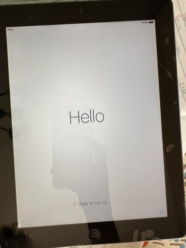 Apple iPad Model A1395 16GB w/charging cord - Picture 9 of 14