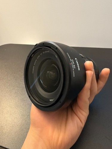 Canon EF 16-35mm f/4L IS USM Wide Lens - Picture 15 of 15