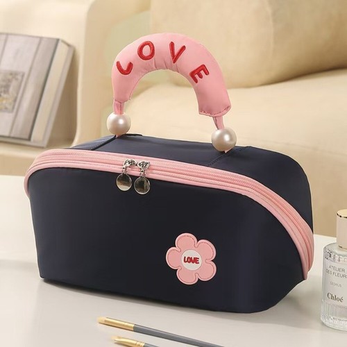 Large Capacity Cloud Pillow Makeup Bag Travel Toiletry Bag Travel - Picture 8 of 15