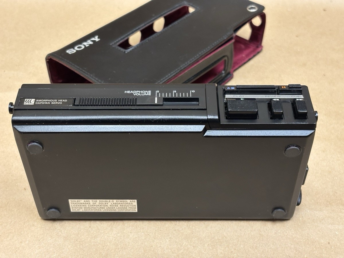 SONY WALKMAN WM-D6C用　純正 革ケース SONY WALKMAN WM-D6C用 純正 革ケース SONY WALKMAN WM-D6C用