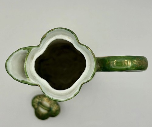 Olla de Chocolate Rosas Verdes Rosa Pintadas a Mano Oro Moriage Borde Marca K Antigua - Imagen 15 de 20