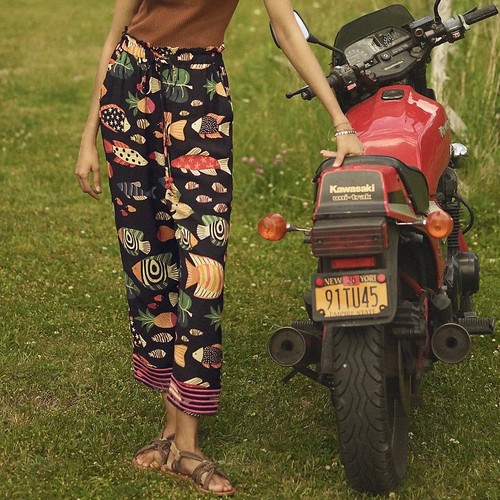 Farm Rio Anthropologie Sea Life Joggers Fish Print Pant Embroidered Petite S - Picture 11 of 11