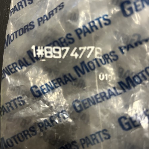Opel Kadett C C1 Front Lower Indicator Lens Hella Genuine GM 8974778 - Picture 6 of 6