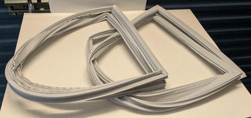 241778315 - OEM FRIGIDAIRE REFRIGERATOR DOOR GASKET SET - OPEN BOX