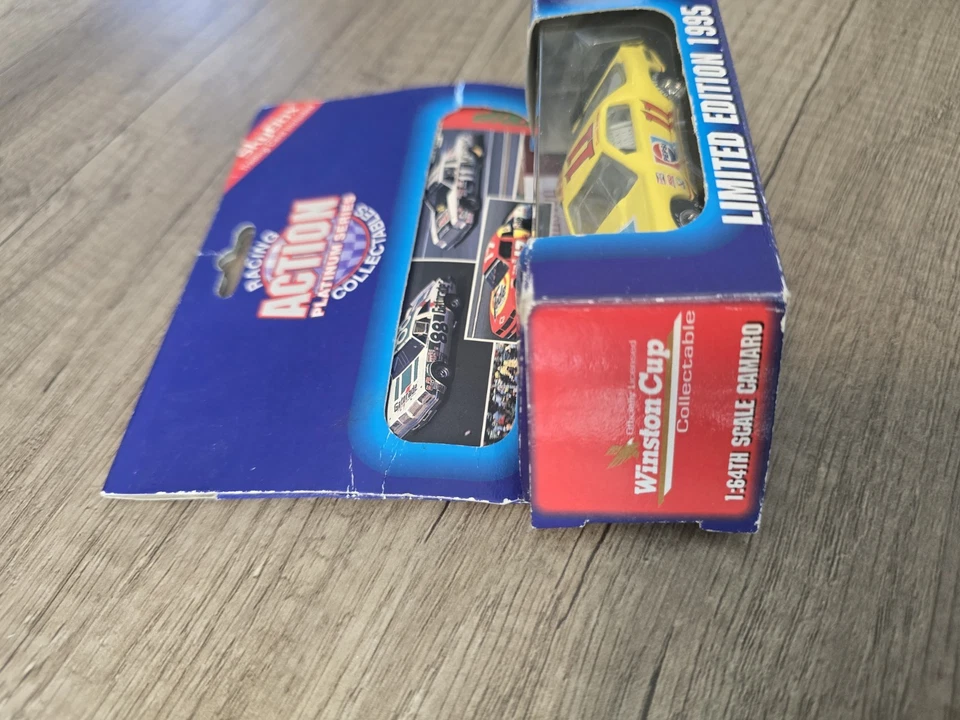 Camaro Darrell Waltrip 1995 Action Platinum Nascar 1/64 diecast #11 Pepsi 1983 Foto 4 de 4
