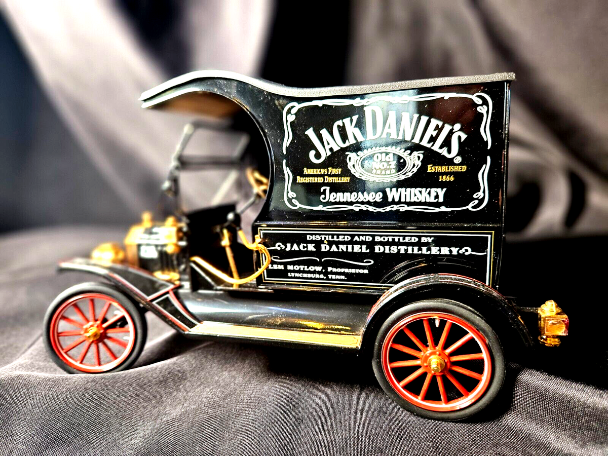 RARE Franklin Mint Ford Model T Jack Daniels 1:16 Scale Inv. #4064